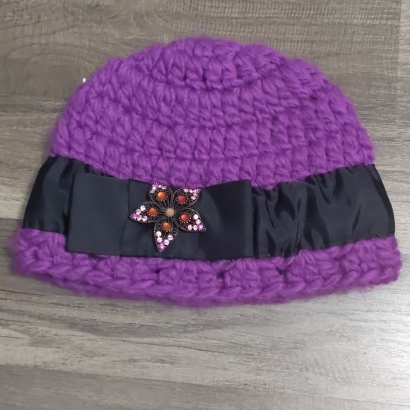 Winter Beanie - Picture 3 of 4